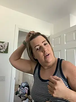 annabellewarick online show from July 2026 03:55:01 PM