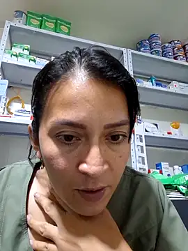 Snapshot of Dr_Edna_naughty chatting on May 2026 01:35:02 AM Dr Edna naughty online show from May 2026 01:35:02 AM