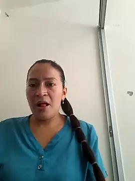 Snapshot of Dr_Edna_naughty chatting on May 2026 04:15:01 PM Dr Edna naughty online show from May 2026 04:15:01 PM