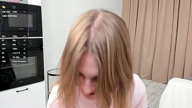 ErinnPieloch online show from March 2026 08:48:01 PM