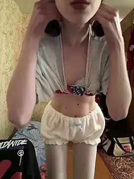 Snapshot of AmanitaXXX69 chatting on May 2026 07:35:02 AM AmanitaXXX69 online show from May 2026 07:35:02 AM