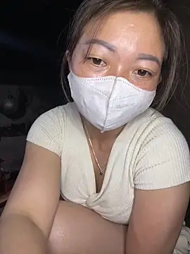 Bling-pusy online show from March 2026 10:59:02 PM