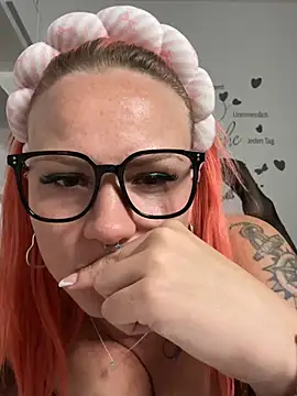 Snapshot of Fiebie_licious_ chatting on July 2026 01:42:01 AM Fiebie licious online show from July 2026 01:42:01 AM