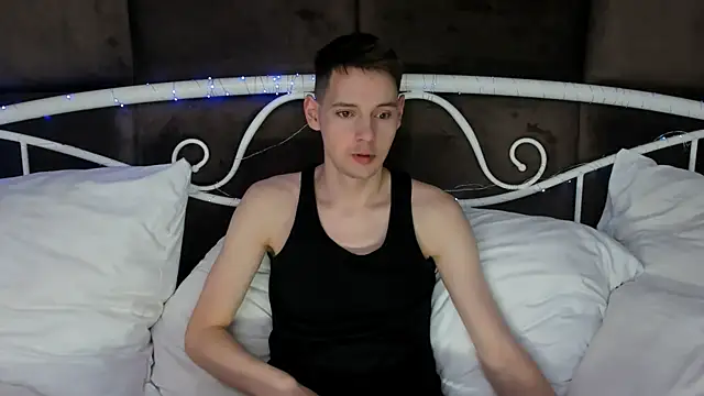 Snapshot of Martin_Perry chatting on May 2026 04:34:02 PM Martin Perry online show from May 2026 04:34:02 PM