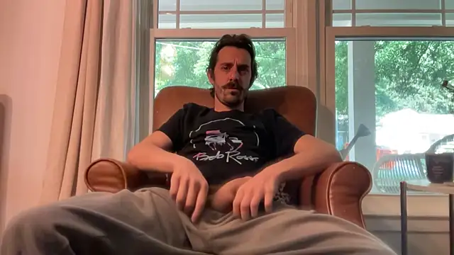 RawSlutMaker online show from April 2026 02:30:01 PM