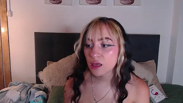 melodygirl2   online show from April 2026 08:11:02 PM