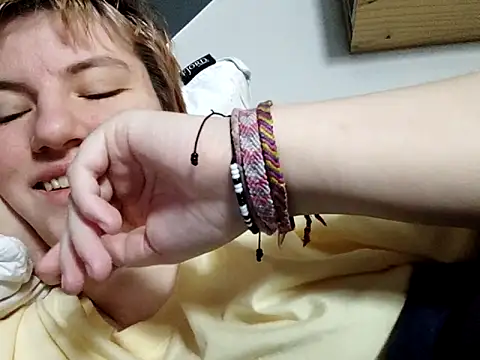 Snapshot of thatcutesubgirlwlw chatting on March 2026 08:20:01 AM thatcutesubgirlwlw online show from March 2026 08:20:01 AM