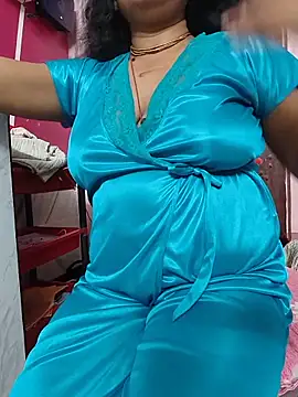 Snapshot of Mishti_Rai chatting on May 2026 06:42:02 AM Mishti Rai online show from May 2026 06:42:02 AM