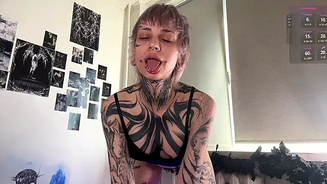 Snapshot of KizzieSherbert chatting on June 2026 11:03:01 AM KizzieSherbert online show from June 2026 11:03:01 AM