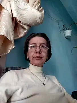 Tania9876 online show from March 2026 06:52:02 AM