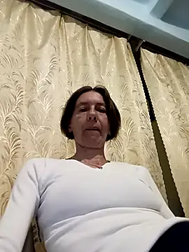 Snapshot of Tania9876 chatting on June 2026 07:15:02 PM Tania9876 online show from June 2026 07:15:02 PM