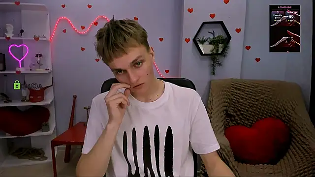Snapshot of john_lik chatting on April 2026 12:14:02 PM john lik online show from April 2026 12:14:02 PM