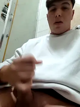 Snapshot of stupitony chatting on March 2026 03:16:02 PM stupitony online show from March 2026 03:16:02 PM