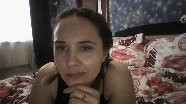 Alisa07qw online show from May 2026 01:26:02 PM