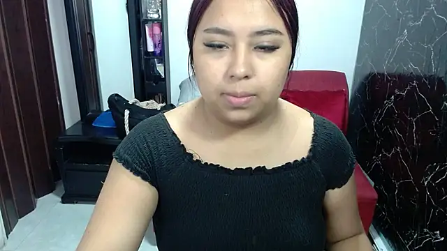 candymorena69 online show from June 2026 12:42:02 PM