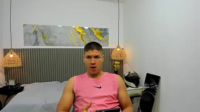 AlessandroFranco online show from June 2026 01:31:02 PM