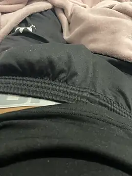 LeiAaron9810 online show from March 2026 11:11:02 PM