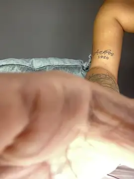 Dalila Nora online show from March 2026 11:48:02 AM