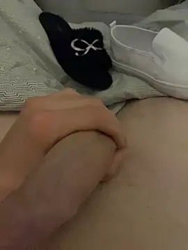 Snapshot of curvedlongdick chatting on April 2026 05:02:02 PM curvedlongdick online show from April 2026 05:02:02 PM