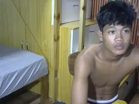 martylow online show from March 2026 11:38:02 AM