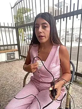 Snapshot of Electra_Pinkk chatting on June 2026 12:50:01 PM Electra Pinkk online show from June 2026 12:50:01 PM