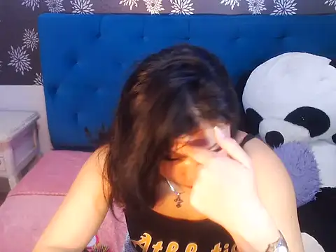 Snapshot of brunne_eva chatting on May 2026 02:51:02 AM brunne eva online show from May 2026 02:51:02 AM