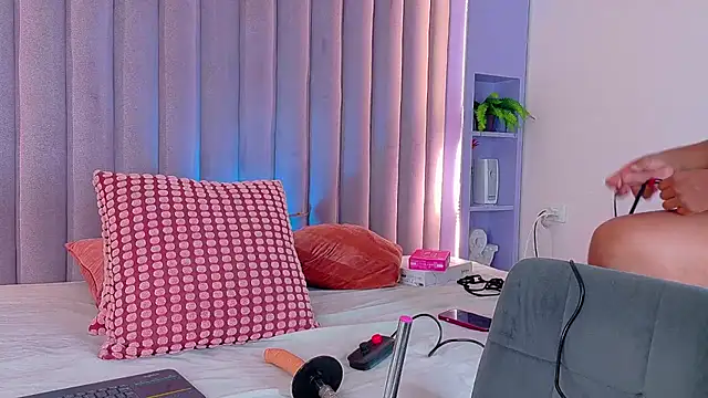 Snapshot of Meganlove__ chatting on July 2026 02:49:02 AM Meganlove online show from July 2026 02:49:02 AM