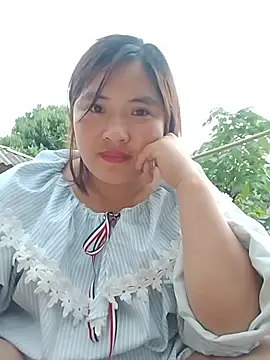 Snapshot of YAONIKUTE chatting on May 2026 11:42:02 AM YAONIKUTE online show from May 2026 11:42:02 AM