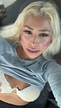 mxmxee online show from April 2026 06:38:01 PM