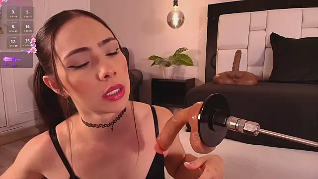 Snapshot of Mia_gag_ chatting on July 2026 11:24:01 AM Mia gag online show from July 2026 11:24:01 AM