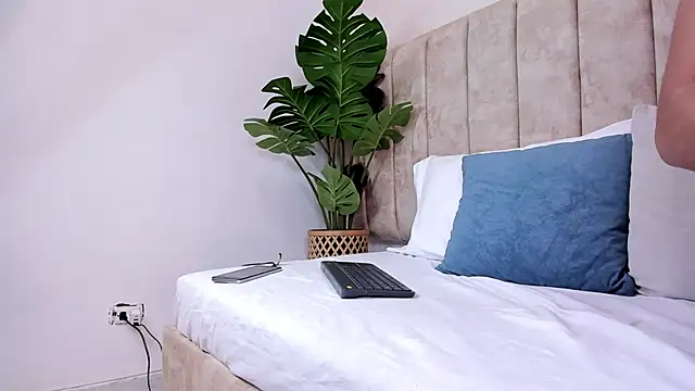 AgathaSavage online show from April 2026 03:09:01 AM