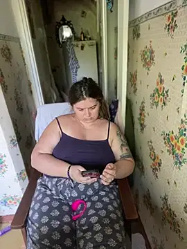 Nenssy555 online show from July 2026 01:16:01 PM