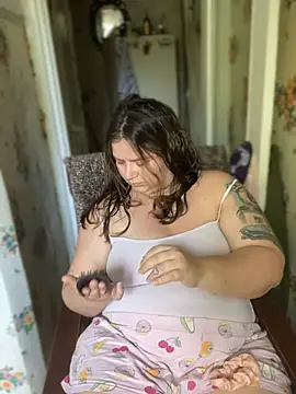 Nenssy555 online show from July 2026 02:56:02 PM