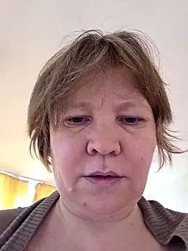 Snapshot of _LOLA-LOLA_ chatting on May 2026 08:32:02 AM LOLA-LOLA online show from May 2026 08:32:02 AM