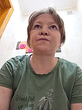 Snapshot of _LOLA-LOLA_ chatting on May 2026 01:18:01 PM LOLA-LOLA online show from May 2026 01:18:01 PM