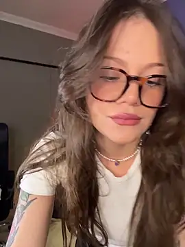 Tallulah Kinky online show from May 2026 07:45:01 PM