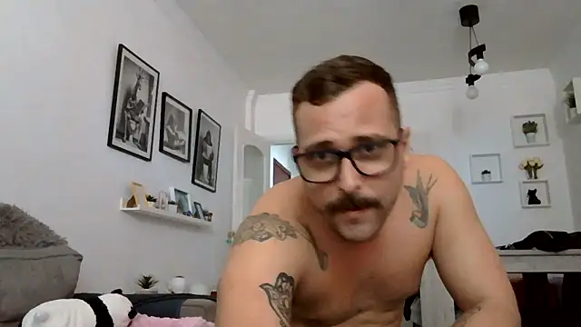 yanick931 online show from June 2026 01:56:01 PM