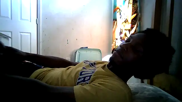 zacharyandrews778 online show from May 2026 09:44:01 PM