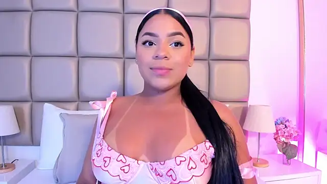 lilly williamss online show from April 2026 02:36:02 AM