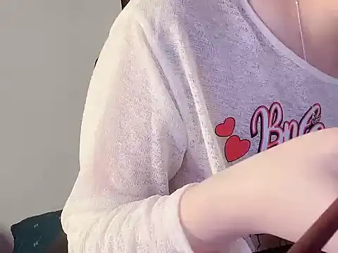 hunhun122 online show from April 2026 08:31:01 PM