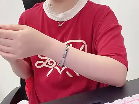 Snapshot of hunhun122 chatting on May 2026 03:03:02 AM hunhun122 online show from May 2026 03:03:02 AM