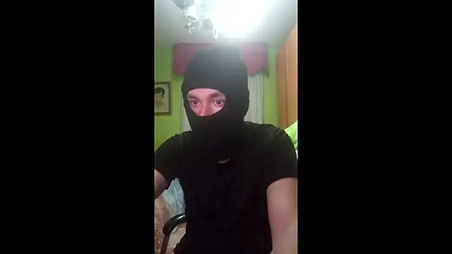 Snapshot of MachosAlfas chatting on April 2026 12:41:01 AM MachosAlfas online show from April 2026 12:41:01 AM