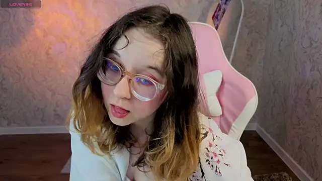 Aleks-caster online show from April 2026 09:33:02 AM