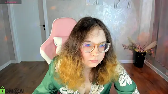 Aleks-caster online show from May 2026 01:11:01 AM