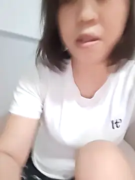 zxc81830 online show from April 2026 01:36:02 PM