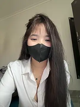 VyVy18 online show from April 2026 08:06:01 AM