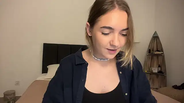 RoxyWet online show from April 2026 01:27:02 PM