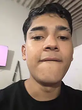 pabloflaquito23 online show from March 2026 09:32:01 PM