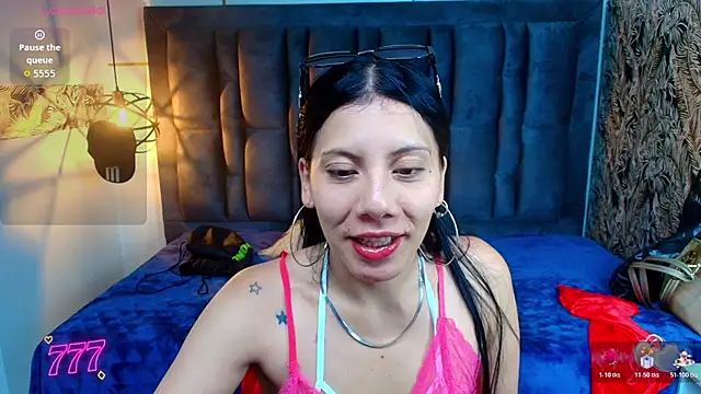 Snapshot of Abril_Fox__ chatting on June 2026 04:27:02 PM Abril Fox online show from June 2026 04:27:02 PM