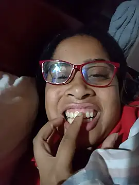 Snapshot of gatinha20257 chatting on June 2026 02:02:01 AM gatinha20257 online show from June 2026 02:02:01 AM